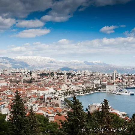 Appartement Genius Loci Split