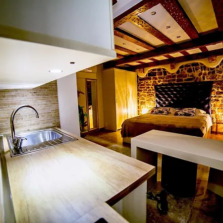 Genius Loci Apartment Split